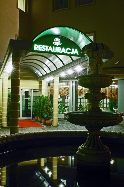 L'Ascada Hotel 스렘 외부 사진