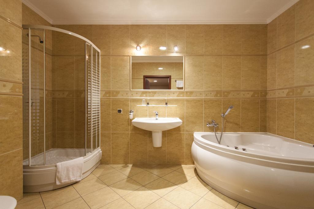 L'Ascada Hotel 스렘 외부 사진