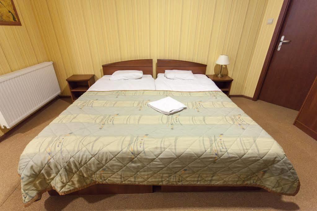 L'Ascada Hotel 스렘 외부 사진